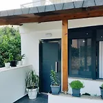 Biorn House 別荘 Sarandë